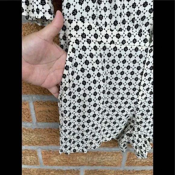 ba&sh Choopa Button Front V-neck Romper size 0 - Picture 8 of 15